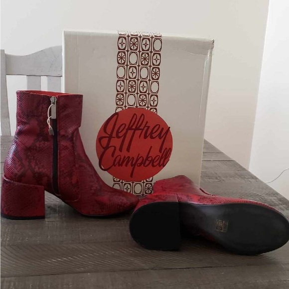 Jeffrey Campbell Red Boa Ashcroft - Picture 3 of 6